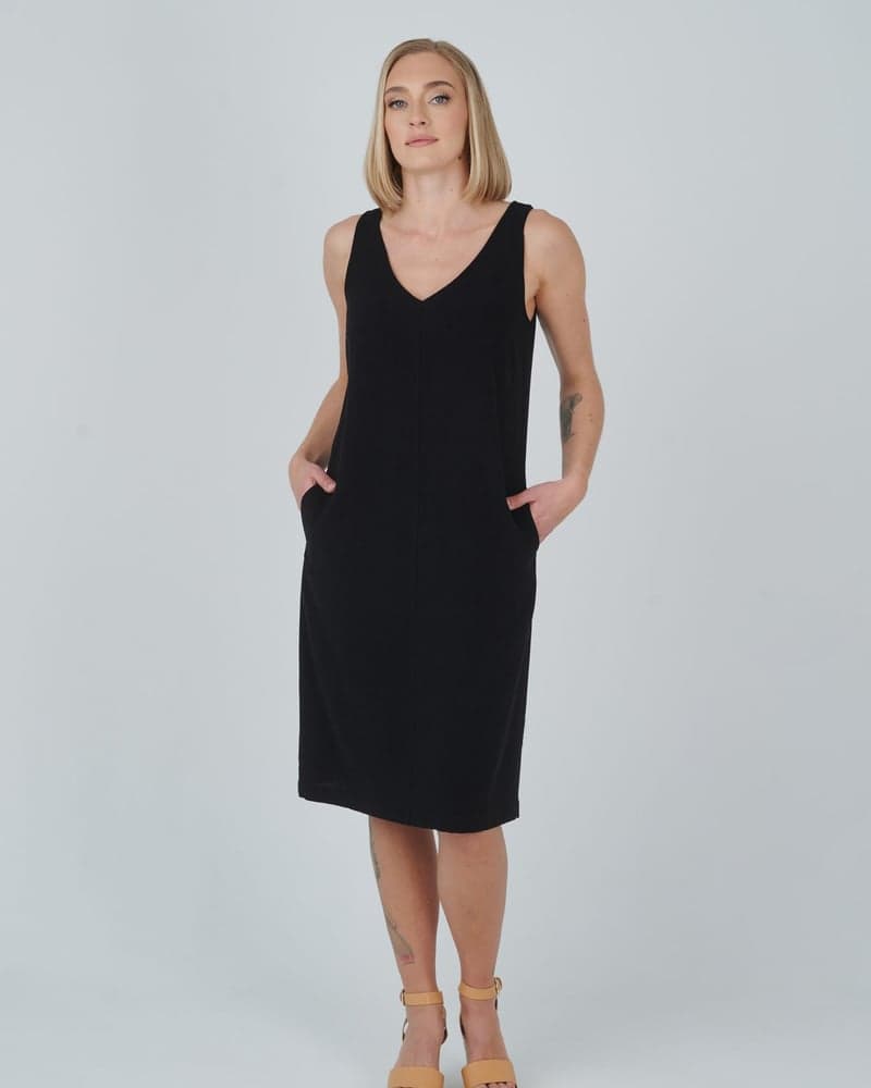 Careless Elegance -mekko, musta